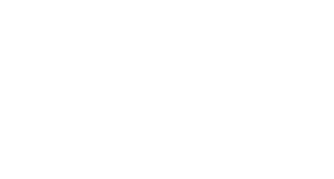 カフェオレの作り方。カップの中で濃い目に淹れたコーヒーを作ったら、温めた1：1のミルクを入れてできあがり